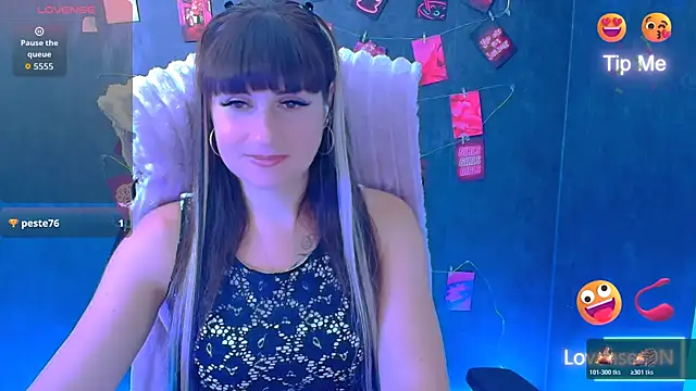 Snapshot of Violla_My chatting on July 2026 08:12:01 AM Violla My online show from July 2026 08:12:01 AM