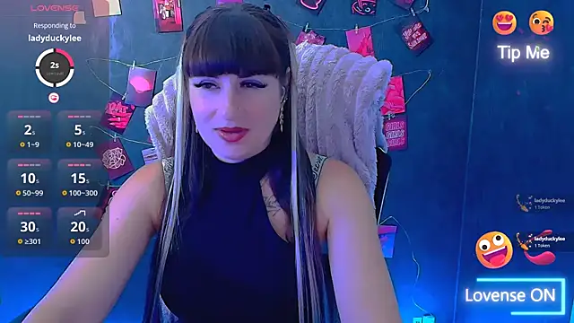 Snapshot of Violla_My chatting on July 2026 05:51:01 AM Violla My online show from July 2026 05:51:01 AM