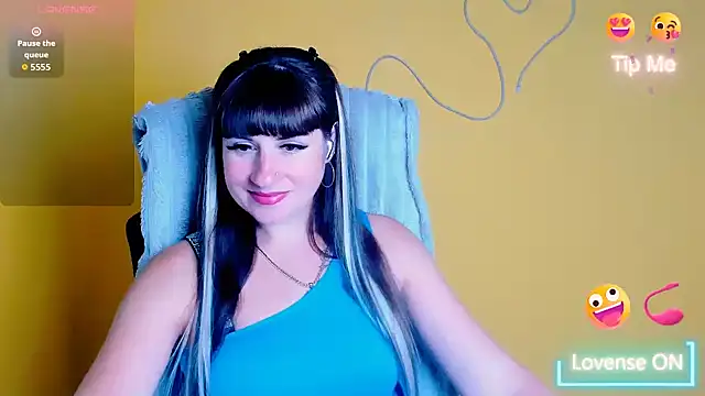 Snapshot of Violla_My chatting on July 2026 11:44:02 AM Violla My online show from July 2026 11:44:02 AM