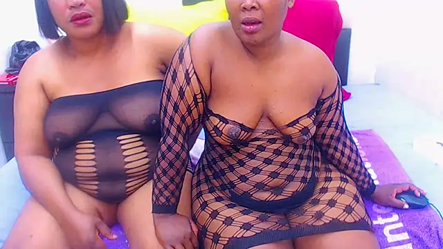 Snapshot of LICKABLEASSxxxx chatting on November 2025 04:29:02 AM LICKABLEASSxxxx online show from November 2025 04:29:02 AM