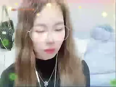 miumiu822 online show from December 2024 02:00:01 PM