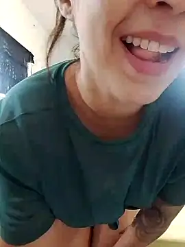 Gabrielleof online show from September 2025 03:39:01 PM