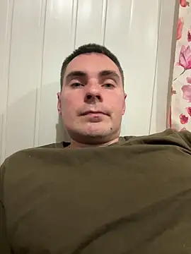 Rowing199456 online show from April 2026 07:09:01 PM