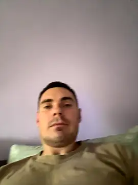 Rowing199456 online show from September 2025 04:44:01 AM