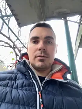 Rowing199456 online show from November 2025 07:30:01 AM