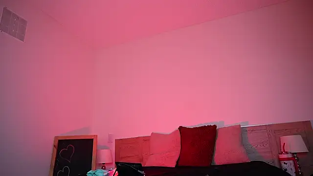 Tiffany sander online show from November 2025 04:06:01 AM