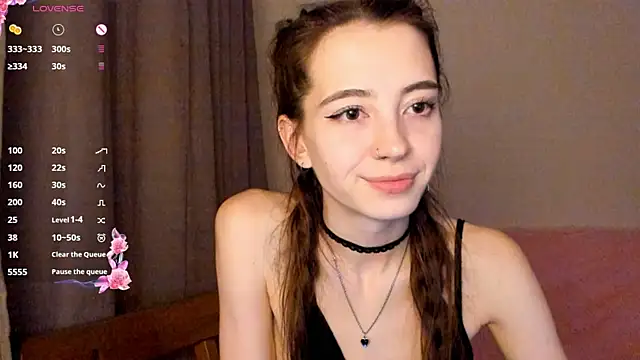 Snapshot of EvaBradley chatting on November 2025 07:18:02 PM EvaBradley online show from November 2025 07:18:02 PM