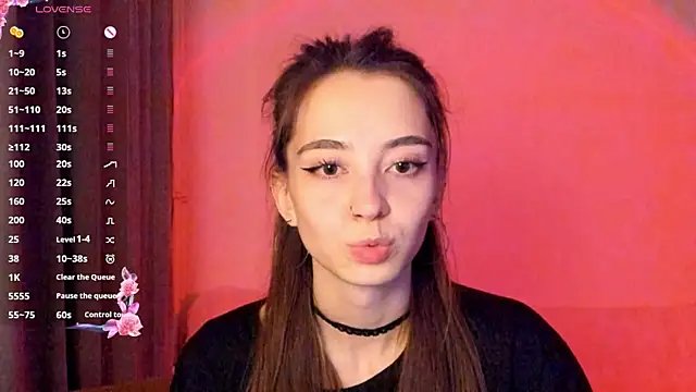 EvaBradley online show from October 2025 06:30:02 PM
