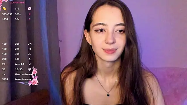 Snapshot of EvaBradley chatting on October 2025 06:51:01 PM EvaBradley online show from October 2025 06:51:01 PM