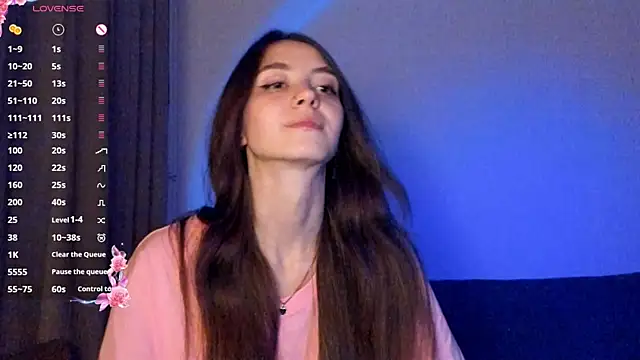 EvaBradley online show from September 2025 06:47:01 PM