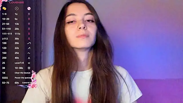 EvaBradley online show from September 2025 06:25:02 PM