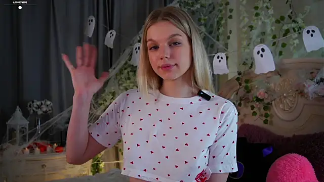 EdlinAlliston online show from October 2025 01:45:01 PM