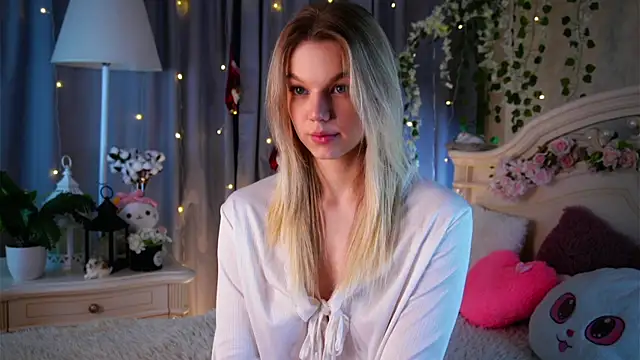 Snapshot of EdlinAlliston chatting on January 2026 01:17:02 PM EdlinAlliston online show from January 2026 01:17:02 PM