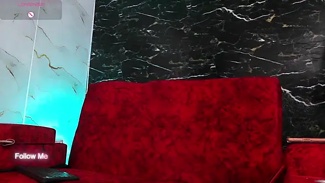 Snapshot of crislingery_dolli chatting on April 2026 01:12:02 PM crislingery dolli online show from April 2026 01:12:02 PM