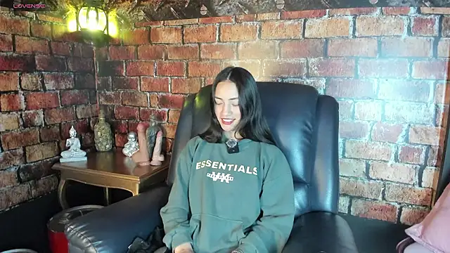 Scarlett  Fox   online show from February 2026 11:18:01 AM