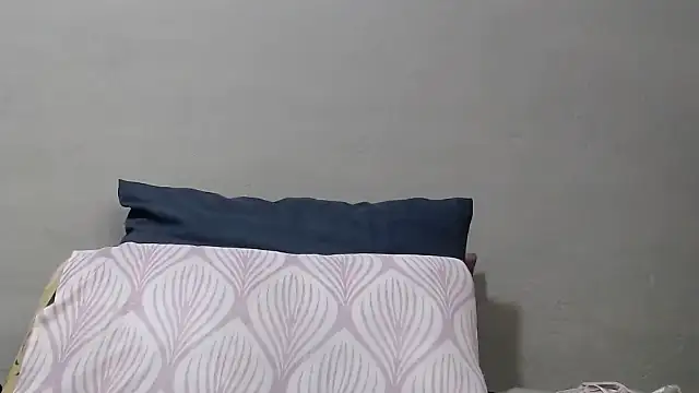 BustyMelonssXXXX online show from December 2025 06:18:02 PM