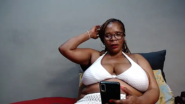 BustyMelonssXXXX online show from November 2025 07:07:01 PM