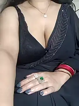 Snapshot of Anamika_Kapoor chatting on February 2025 09:31:02 PM Anamika Kapoor online show from February 2025 09:31:02 PM