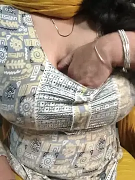 Snapshot of Anamika_Kapoor chatting on September 2025 09:25:02 PM Anamika Kapoor online show from September 2025 09:25:02 PM