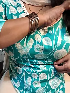 Snapshot of Anamika_Kapoor chatting on September 2025 01:31:02 AM Anamika Kapoor online show from September 2025 01:31:02 AM