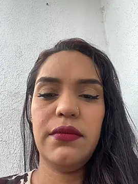 Snapshot of Sara-77 chatting on April 2026 05:52:01 PM Sara-77 online show from April 2026 05:52:01 PM