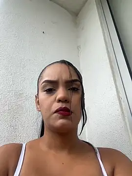 Snapshot of Sara-77 chatting on June 2026 08:14:02 PM Sara-77 online show from June 2026 08:14:02 PM