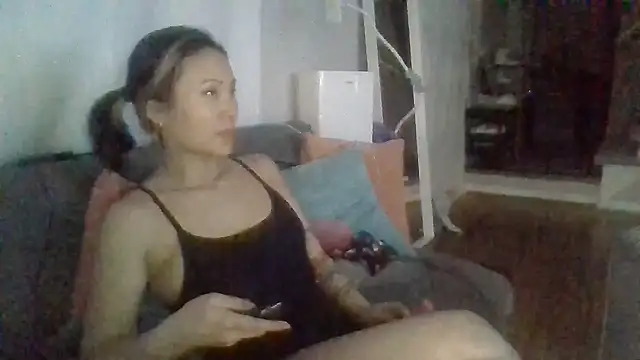 Snapshot of opal_gem chatting on February 2025 05:45:01 AM opal gem online show from February 2025 05:45:01 AM