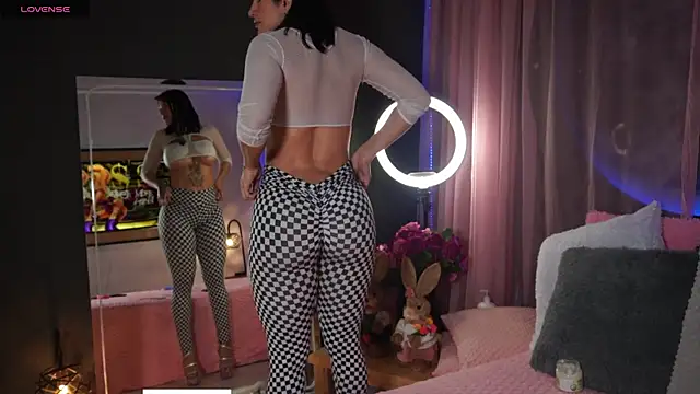 Skyler ferrer online show from January 2026 02:13:01 PM