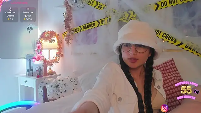 Eva depp online show from October 2025 04:35:01 AM