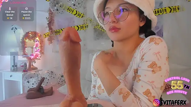 Eva depp online show from October 2025 05:34:01 PM