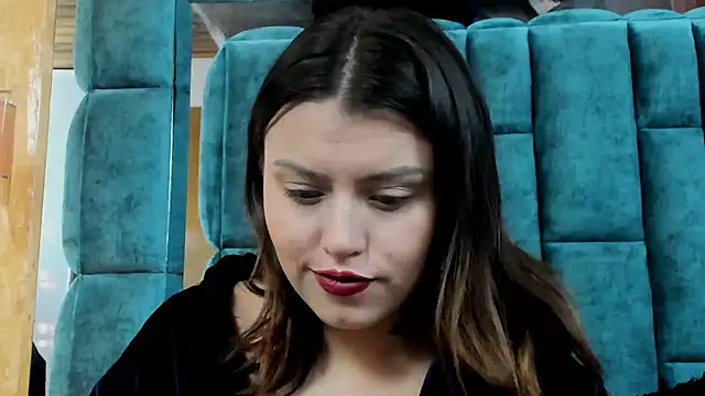 STEFANYVOLKOV online show from October 2025 05:52:01 AM