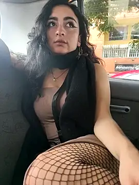 Lila Desiree online show from May 2026 08:04:02 PM