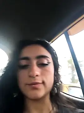 Lila Desiree online show from May 2026 10:57:01 PM