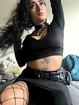 Lila Desiree online show from April 2026 08:44:02 PM