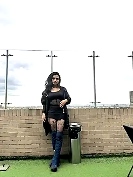 Lila Desiree online show from October 2025 05:14:02 PM