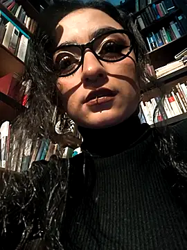 Lila Desiree online show from April 2026 08:54:01 PM