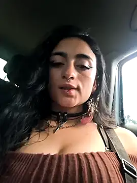 Lila Desiree online show from May 2026 10:41:02 PM
