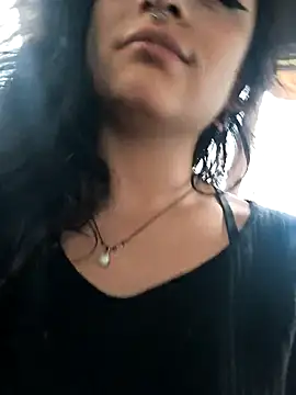 Lila Desiree online show from April 2026 10:16:01 PM