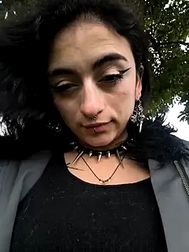 Lila Desiree online show from June 2026 10:20:02 PM