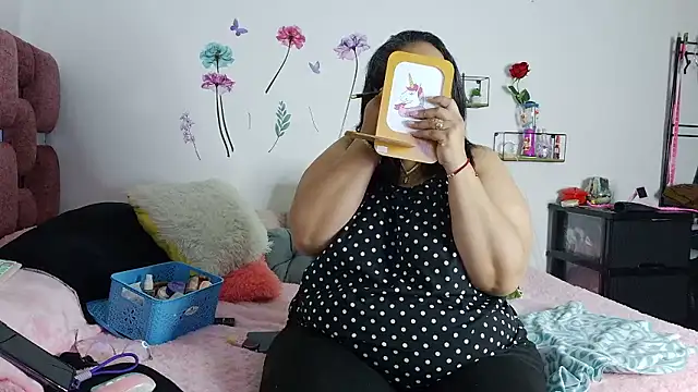 ScarletthJhonson- online show from May 2026 10:16:02 PM