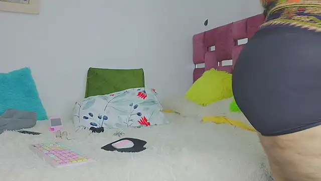 ScarletthJhonson- online show from March 2026 08:10:02 PM