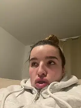 maisiesmithx online show from January 2026 08:12:01 PM