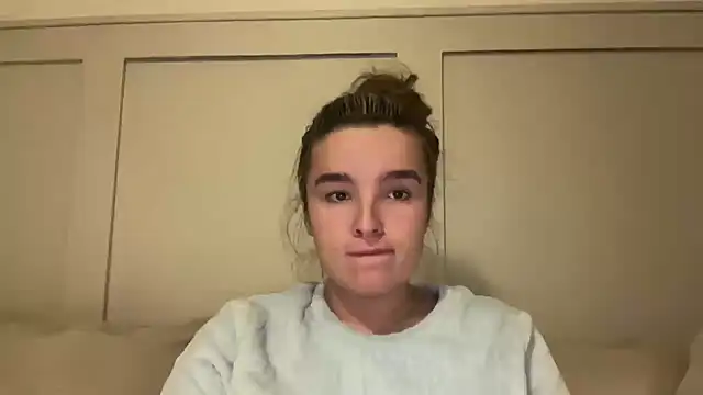 maisiesmithx online show from November 2025 08:02:02 PM