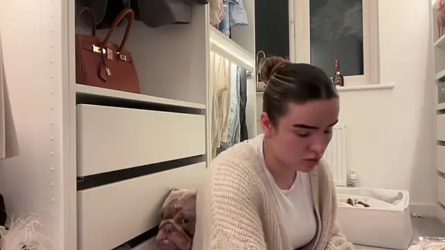 maisiesmithx online show from March 2026 09:27:02 PM