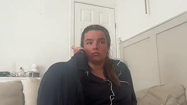 maisiesmithx online show from September 2025 11:38:01 AM