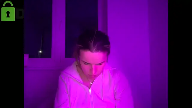 maisiesmithx online show from February 2026 10:29:01 PM