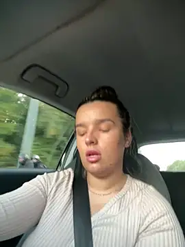 maisiesmithx online show from October 2025 05:25:02 PM