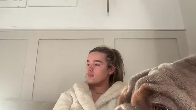 maisiesmithx online show from November 2025 10:19:02 AM