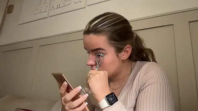 maisiesmithx online show from November 2025 11:04:01 AM