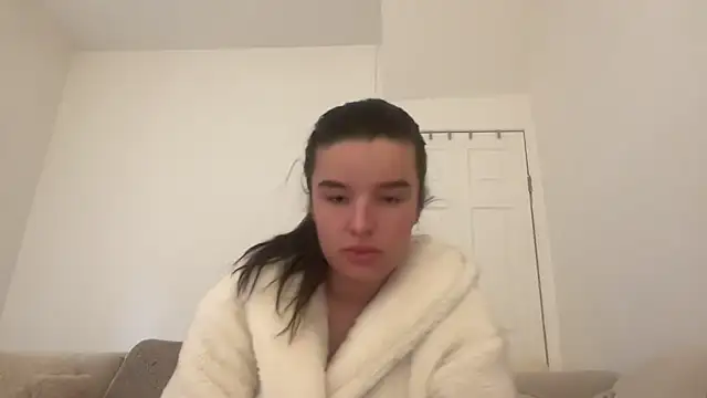 maisiesmithx online show from January 2025 04:15:01 PM